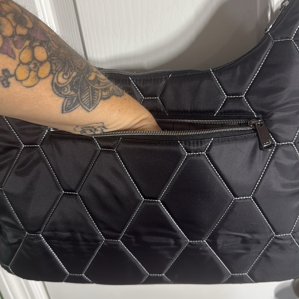 Lug Winger Black Hobo Bag With Silver/Geo Grid Flora Grey Large Crossbody Bag - Picture 10 of 14
